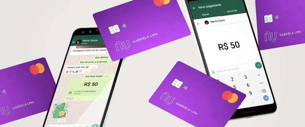 Pagamentos no WhatsApp: ilustração de dois celulares com o WhatsApp na tela e imagens de enviando dinheiro. Cartões do Nubank voam ao fundo
