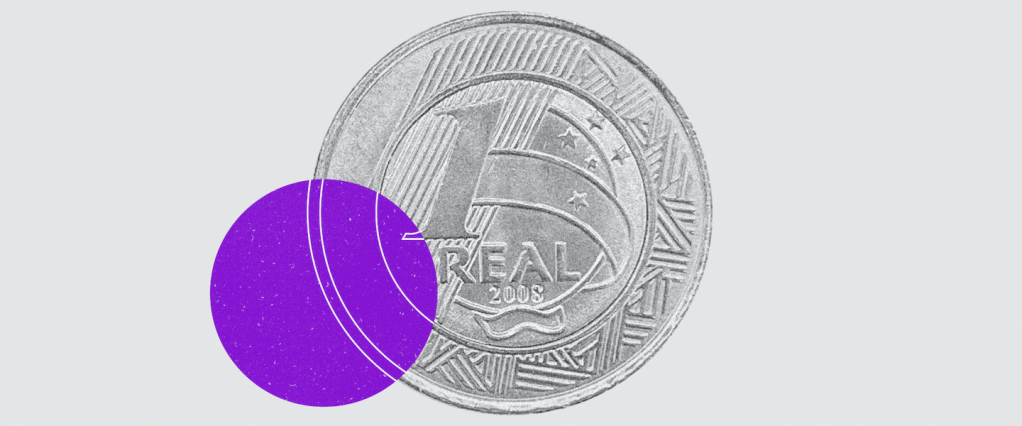Pix: 50,6 milhões de pessoas foram inclusas no sistema financeiro. Ilustração de uma moeda de um real, na cor cinza, com um círculo roxo sobreposto do lado esquerdo inferior.