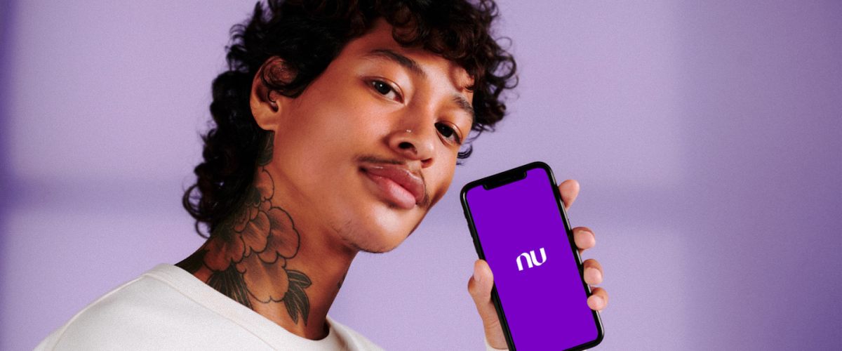 Nubank bate recorde e chega a 1 bilhão de transações via Pix por mês